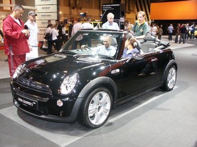 BMW Mini Cooper S Convertible: click to zoom picture.