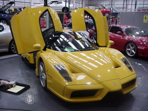 Ferrari Enzo Front