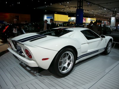 Ford GT Rear: click to zoom picture.