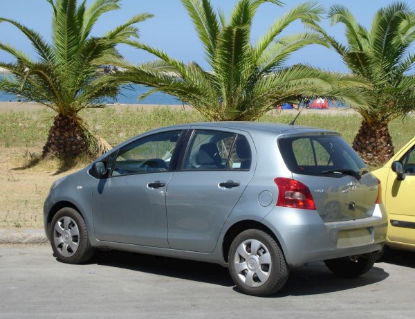 Toyota Yaris Generation 2