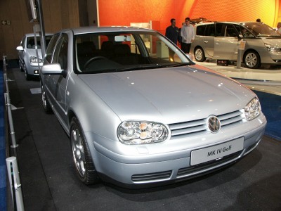 VW Golf Mk4: click to zoom picture.