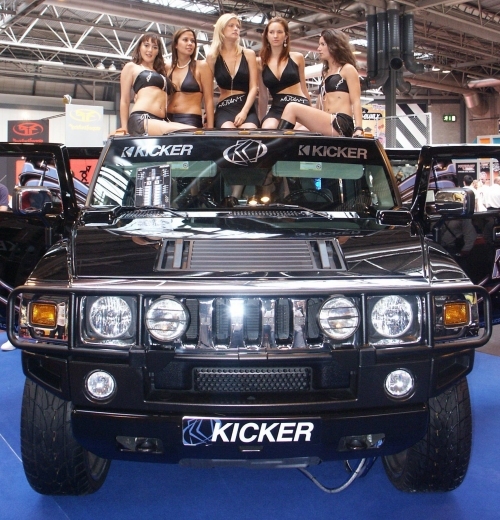 Kicker Hummer - Loaded with awesome Kicker ICE