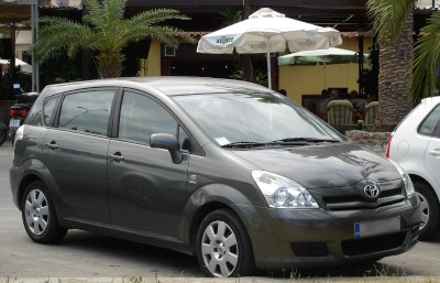 Toyota Yaris Verso: click to zoom picture.