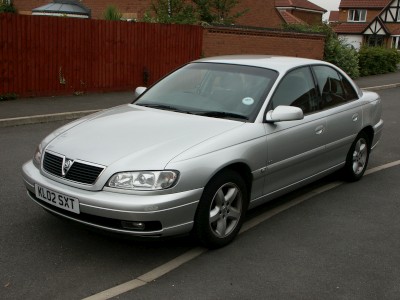 Vauxhall Omega: click to zoom picture.