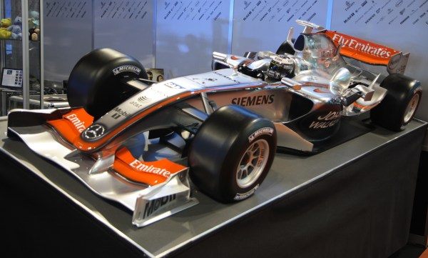 Model Mercedes McLaren