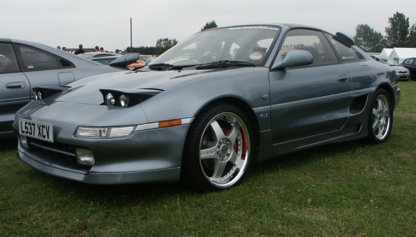 MR2 MkII with Scoop and fantastic lights