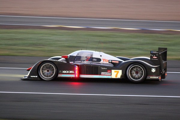 Peugeot 908