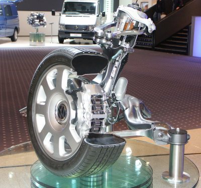 VW Touareg suspension components