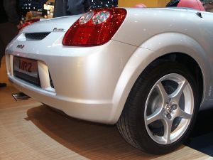 Toyota 2003 MR2 Roadster rear